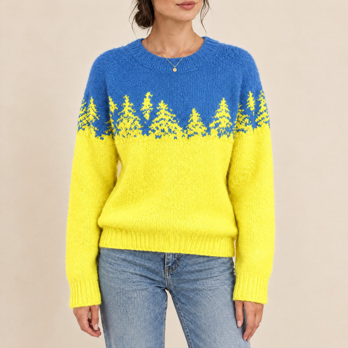 Leonie – Weihnachtspullover Damen mit Tannen-Jacquard (5) – Bellemina Zürich